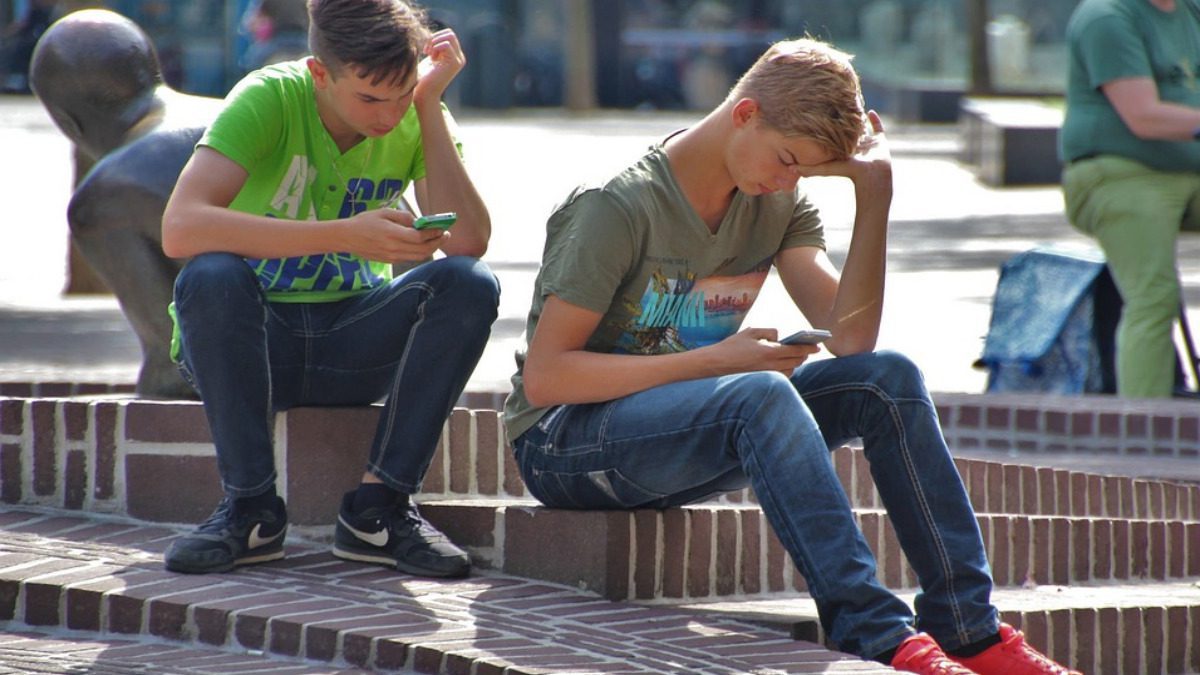 Cómo dejar la adicción al celular: consejos y beneficios